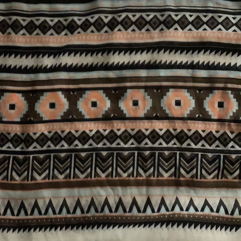 Scarf - Picture 5 of 6